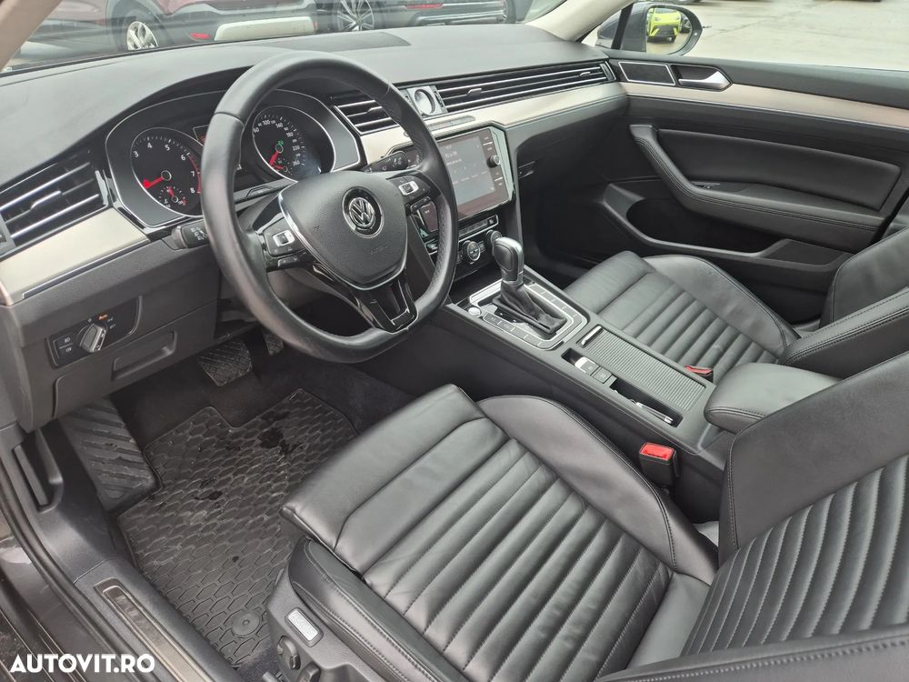 Volkswagen Passat 2.0 TSI DSG Highline - 10