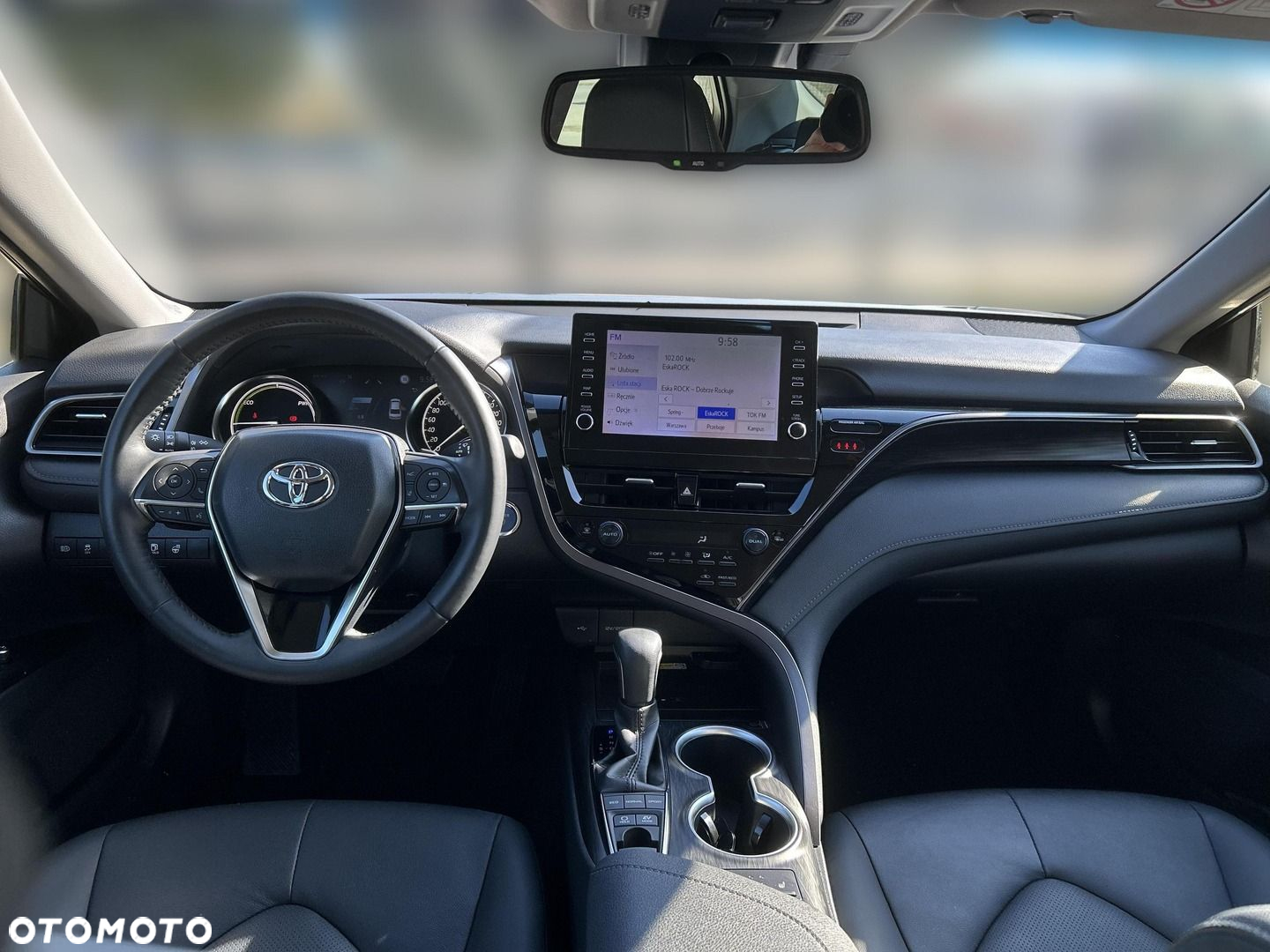 Toyota Camry 2.5 Hybrid Executive CVT - 15