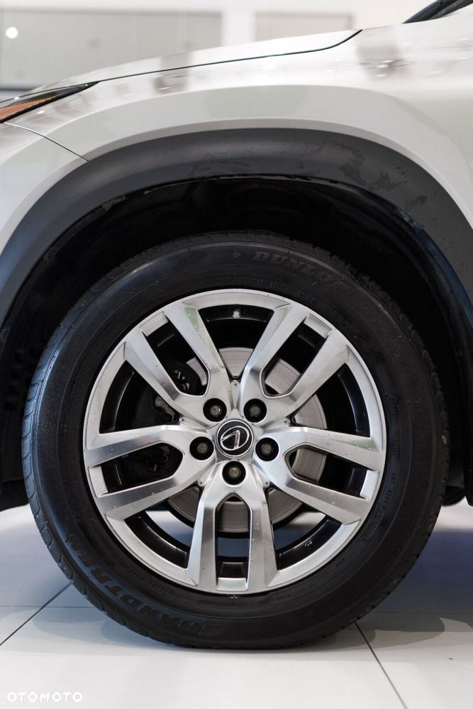 Lexus NX 300h Business Edition AWD - 12