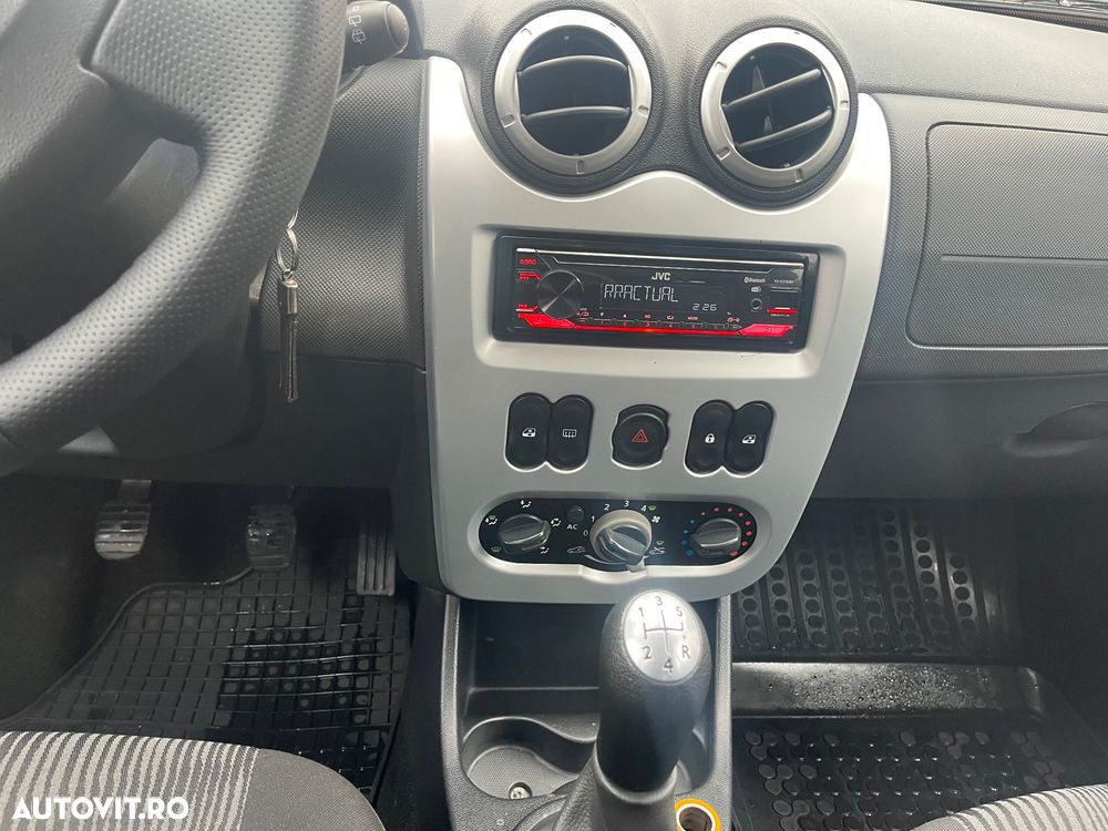 Dacia Logan 1.5 DCI Laureate - 8