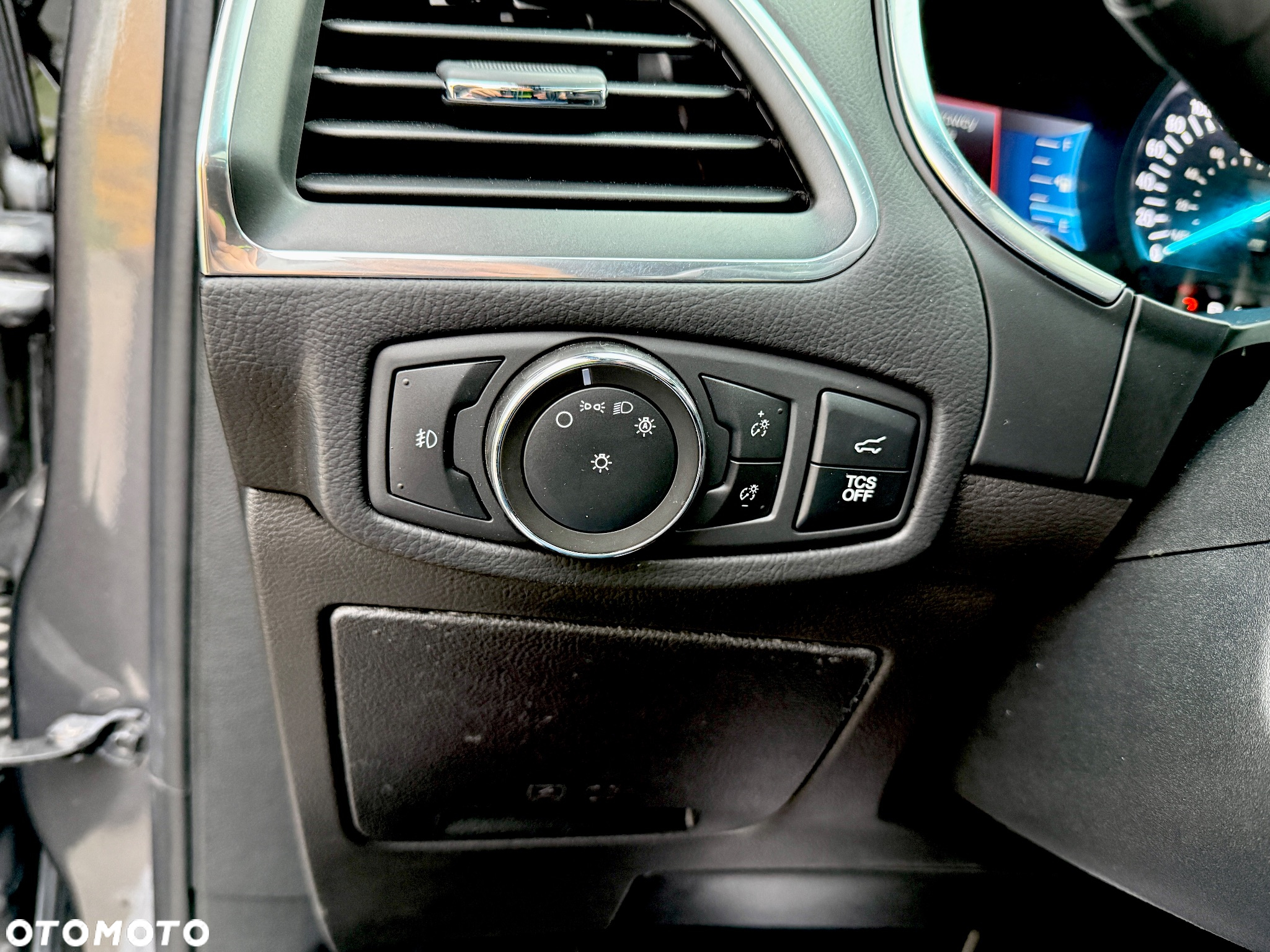 Ford Edge - 17