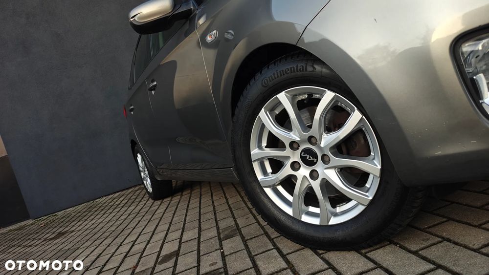 Kia Carens 1.6 GDI ISG Vision - 5