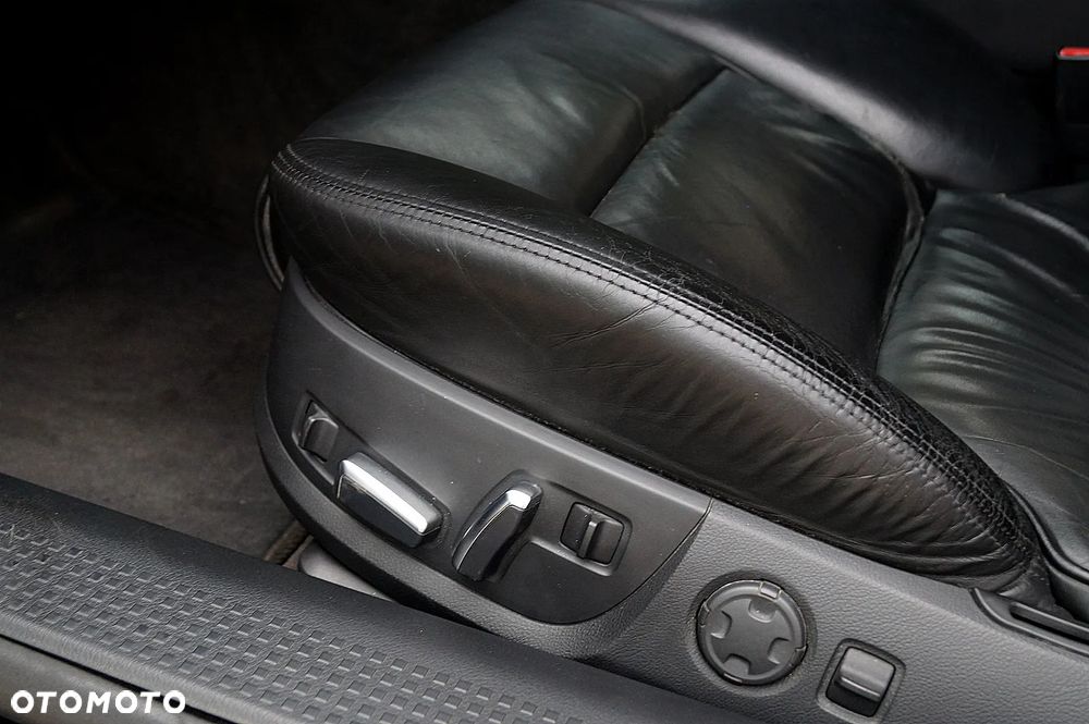Audi A8 4.2 TDI DPF quattro - 16
