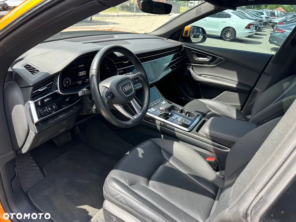 Audi Q8 55 TFSI mHEV Quattro Tiptronic - 12