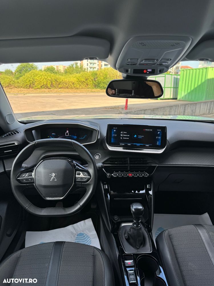 Peugeot 2008 PureTech 130 GT Pack - 26