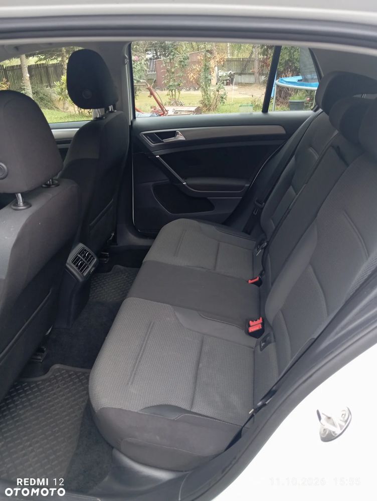 Volkswagen Golf - 9