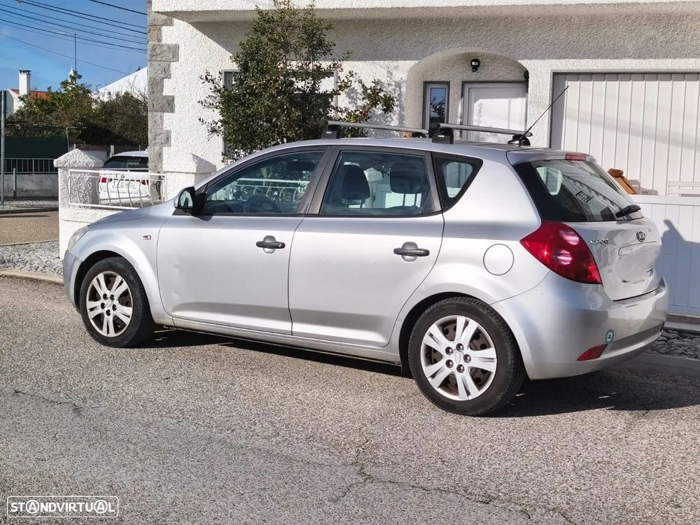Kia Ceed 1.4 CVVT EX - 1