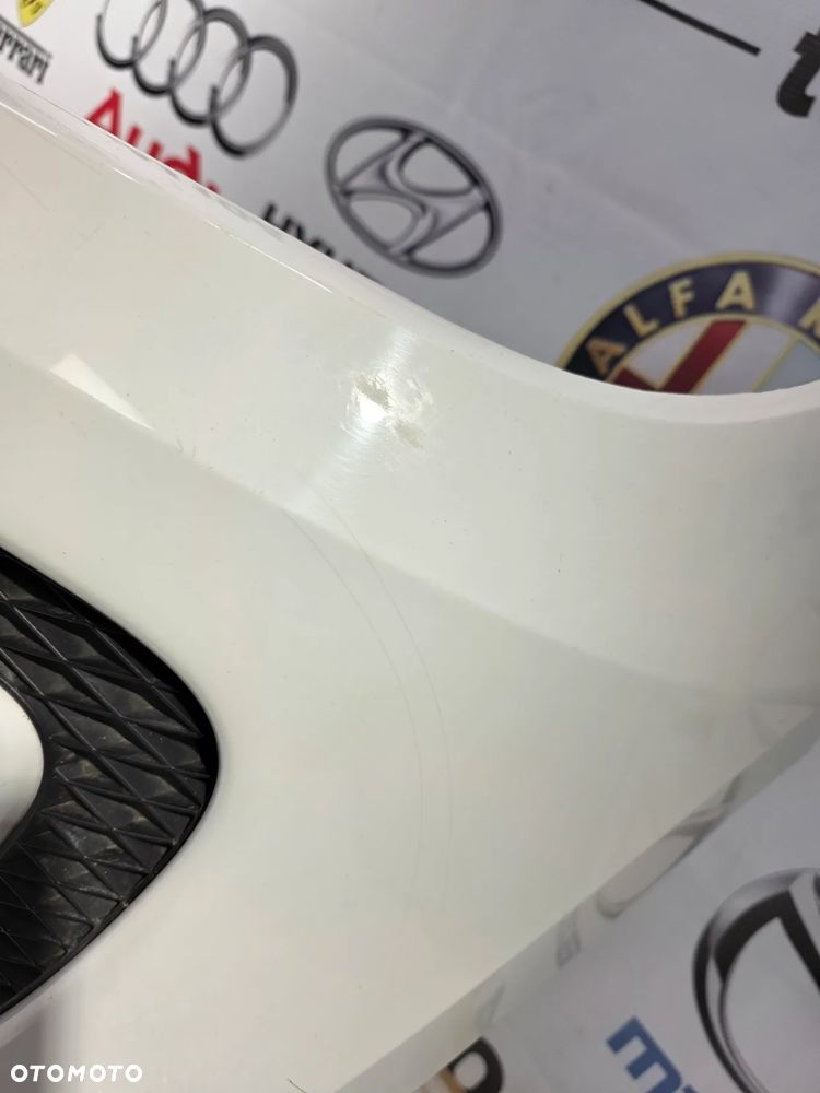 VW UP 11- ZDERZAK PRZEDNI PRZÓD , KOLOR BIAŁY , NA HALOGENY , NR AUKCJUI NZ1516 - 19