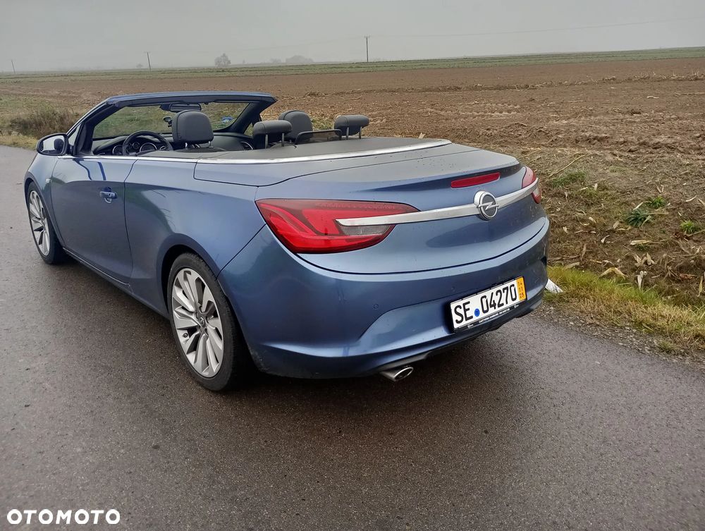 Opel Cascada 2.0 CDTI ecoFLEX Start/Stop Innovation - 38