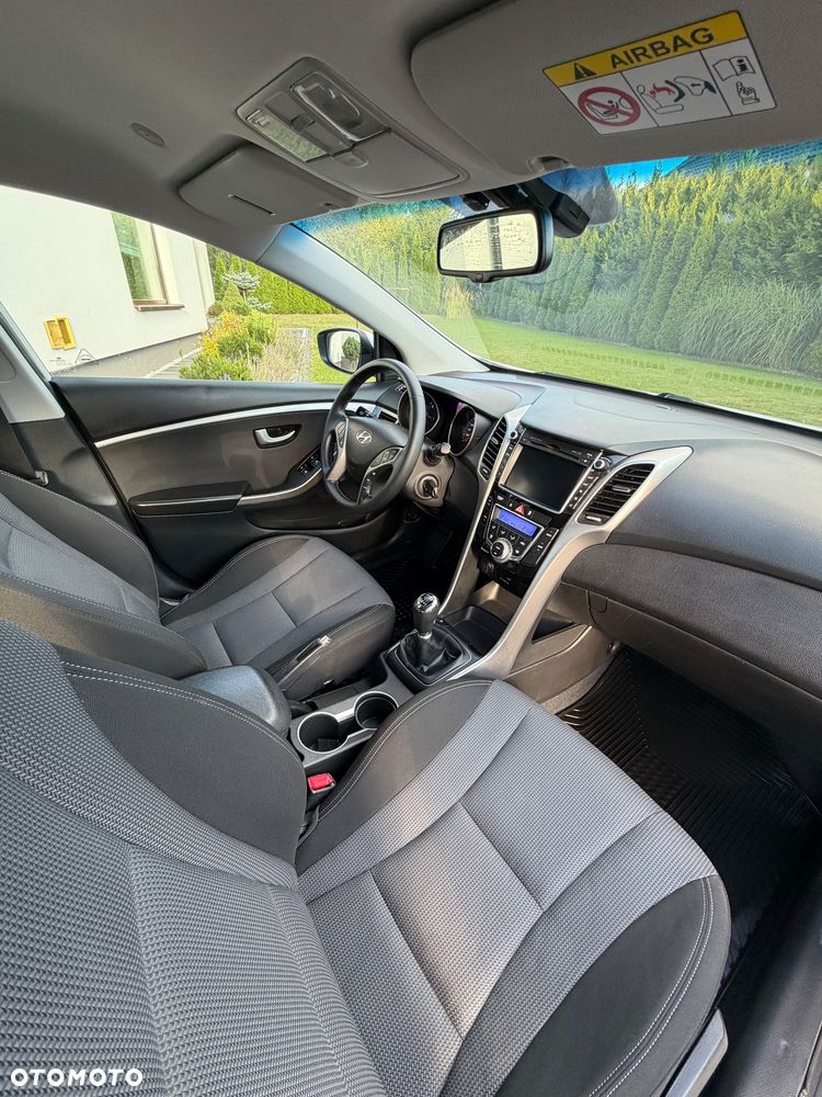 Hyundai i30 1.6 CRDI Passion Plus - 12