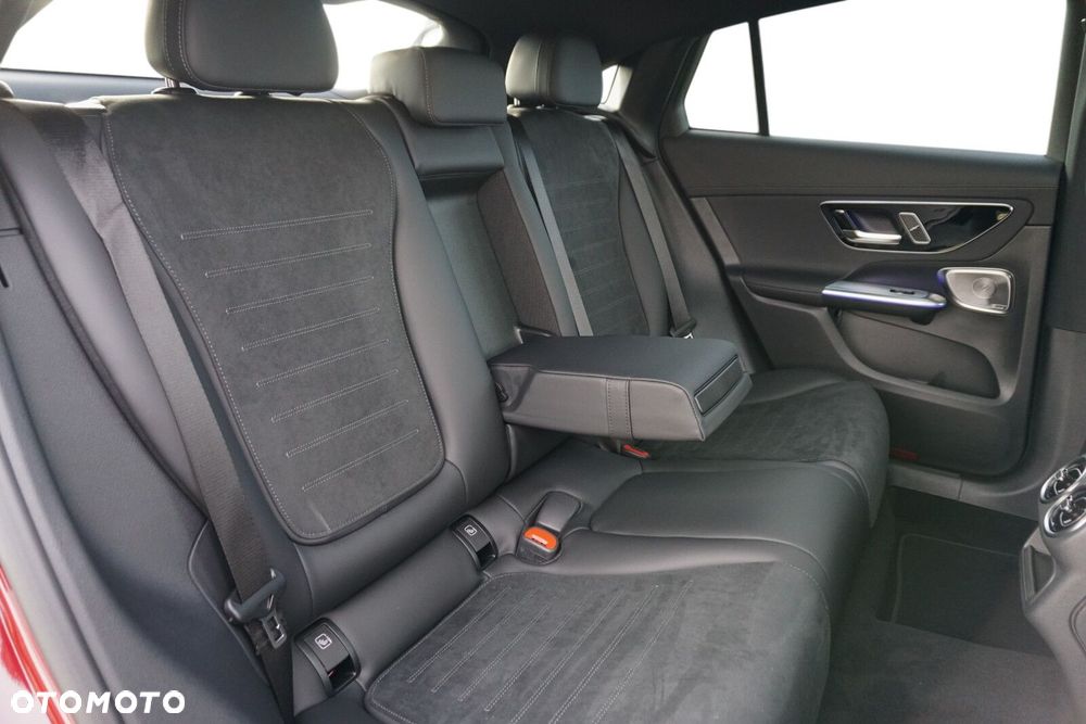 Mercedes-Benz GLC - 9