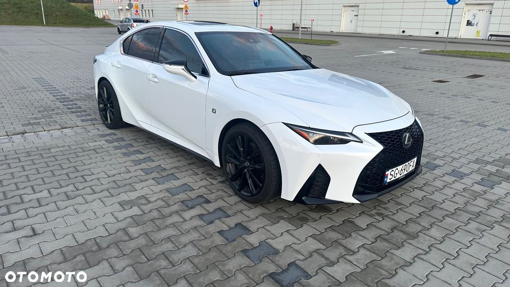 Lexus IS - 16