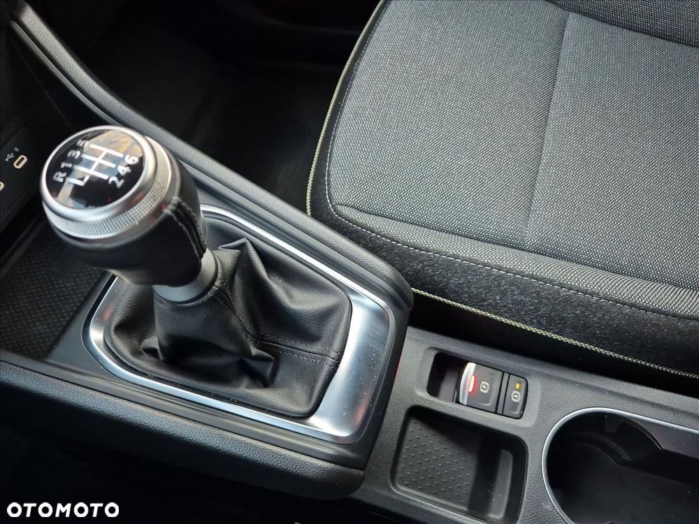 Renault Captur - 19