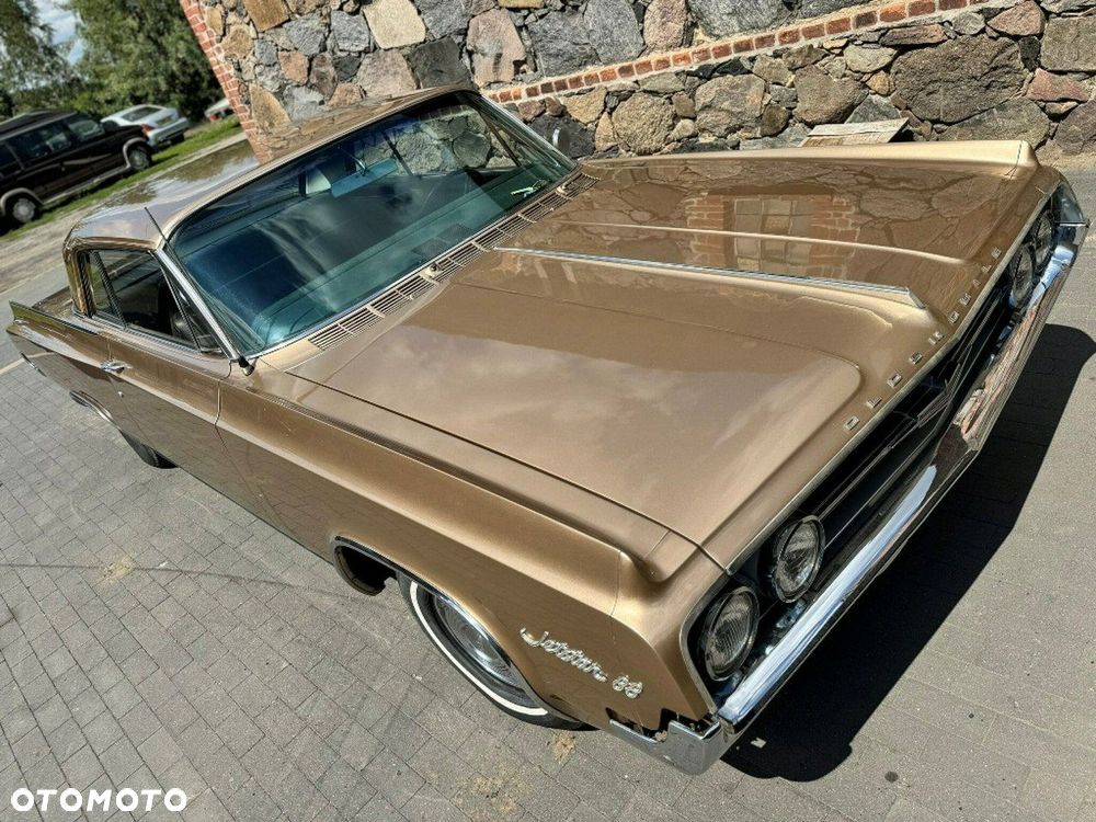 Oldsmobile Inny - 10