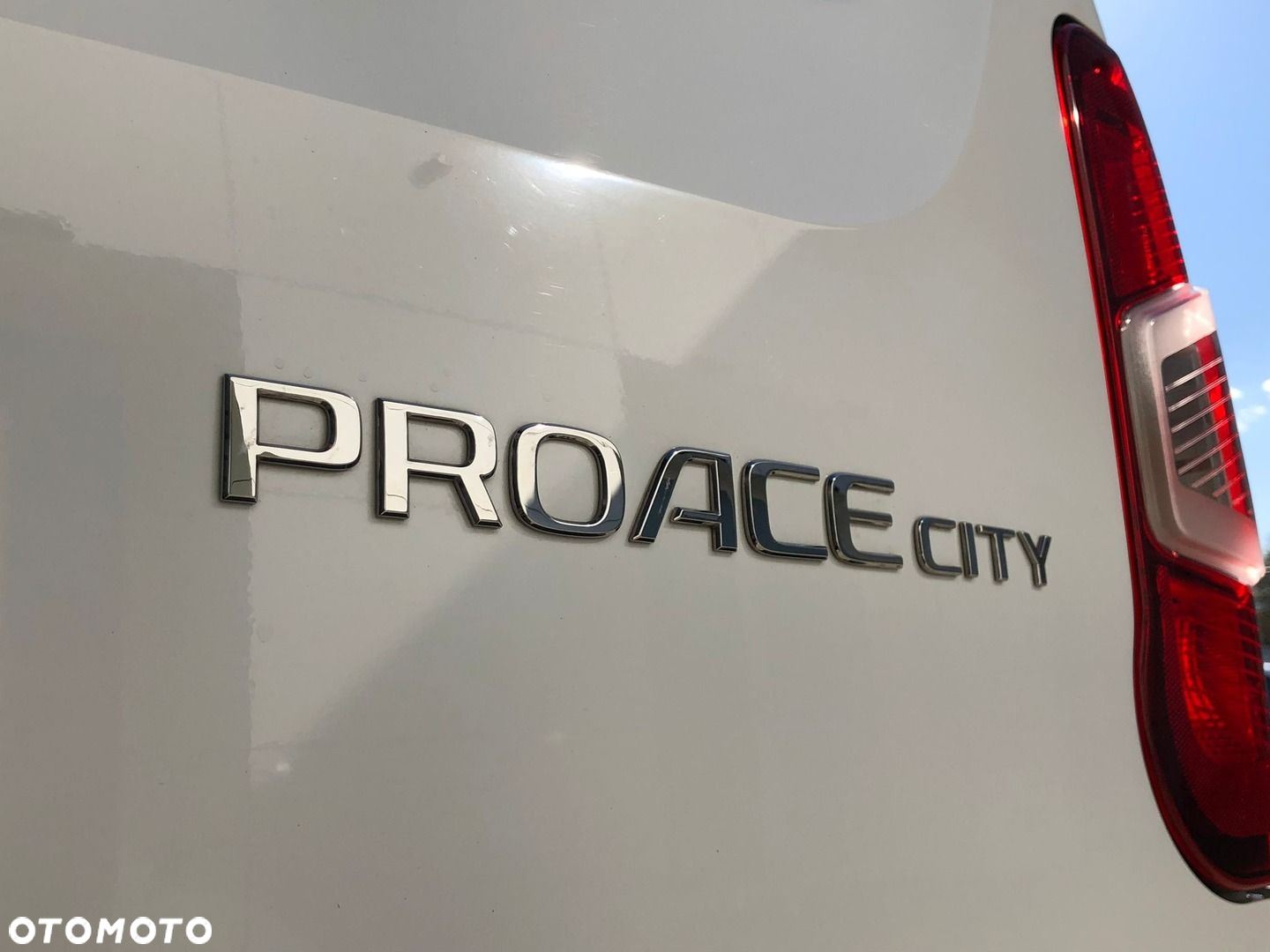 Toyota PROACE CITY - 32