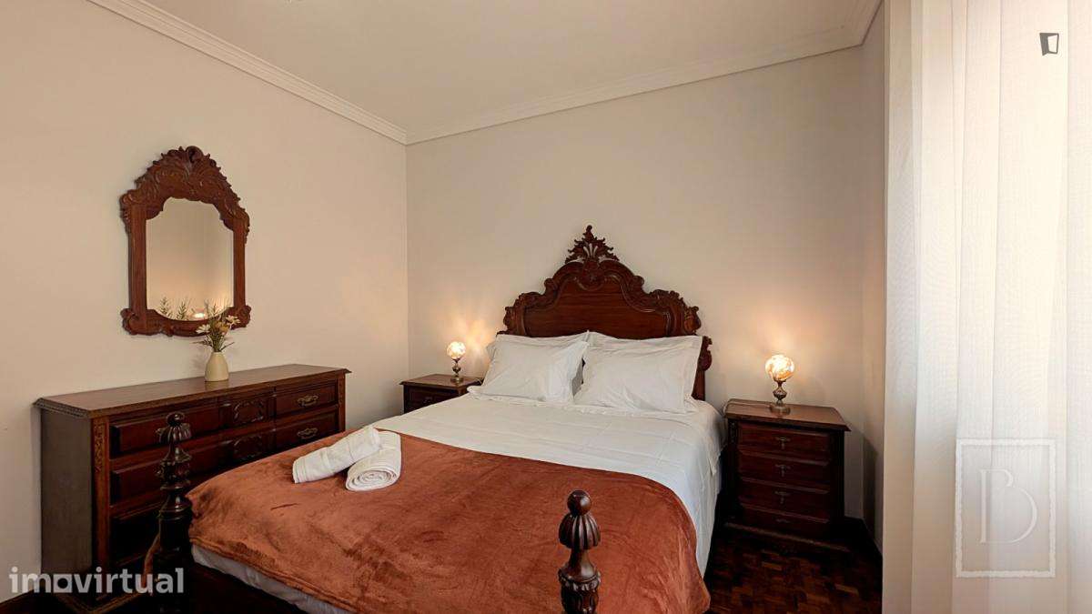 Casa com 4 quartos - localizado em Aveiro - Grande imagem: 2/37