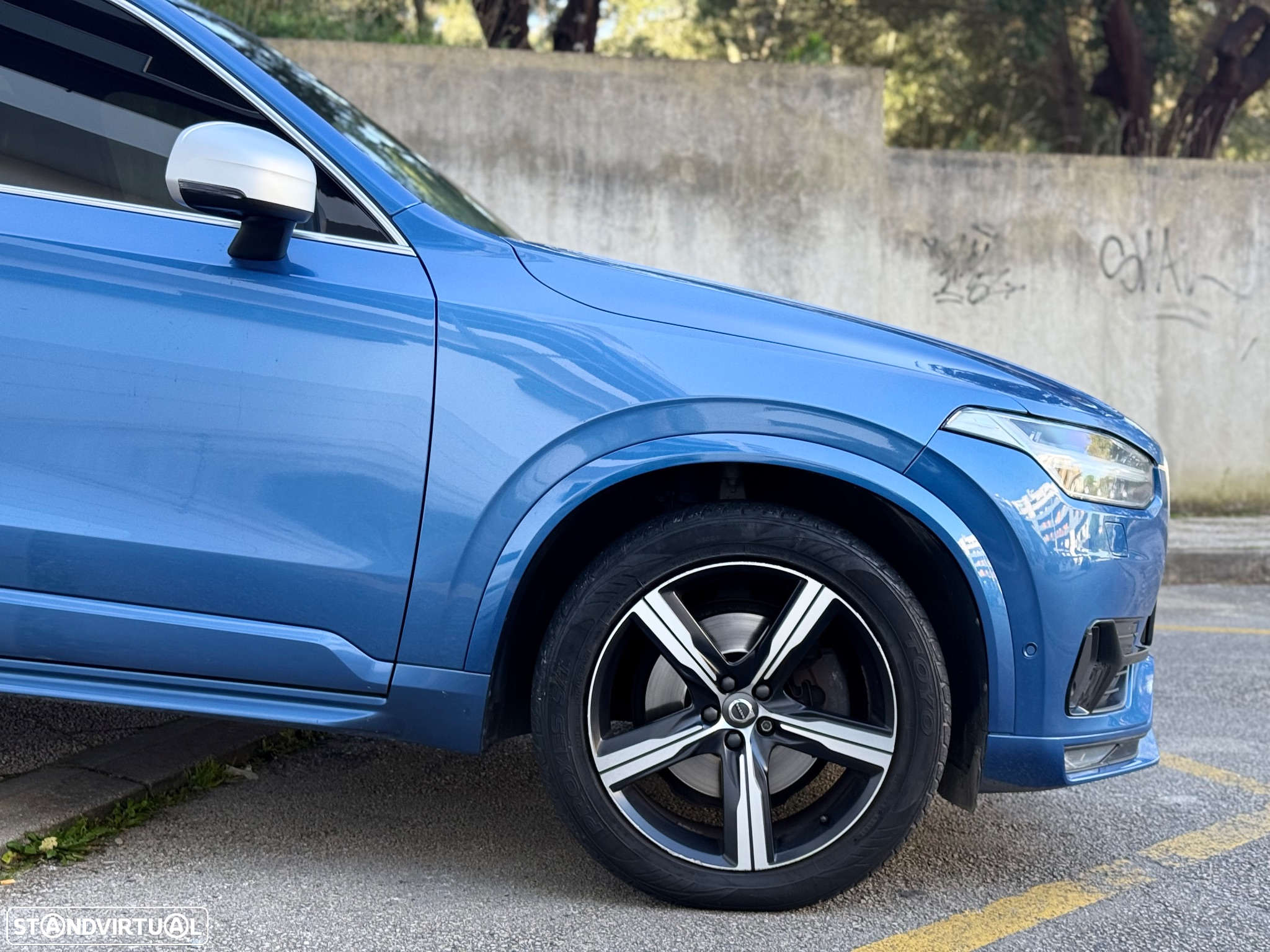 Volvo XC 90 D5 AWD Geartronic RDesign - 18