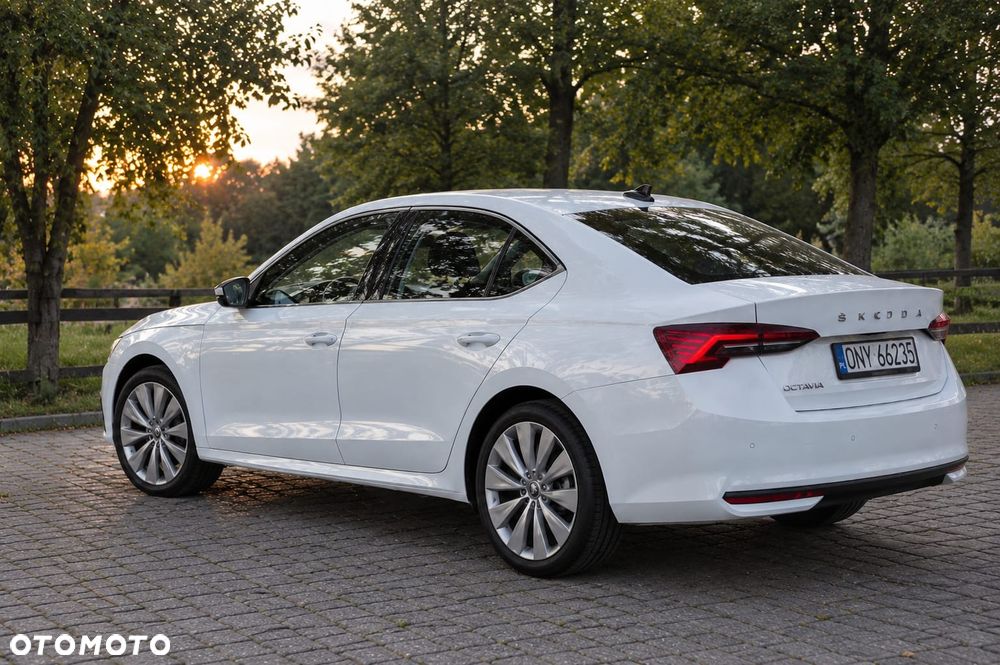 Skoda Octavia 2.0 TDI Selection - 5