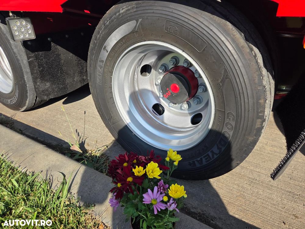 Janmil TRAILER 3 axe FULL OPTION-NOU, 2026, rampe DUBLE, lemne pt extensii latime la 3m, 2 roti rezerva, axe SAF, anv Goodyear, TROLIIU, cutie depozitare, obloane pe gatul de lebada, Carte identitate RAR, Podea rabatabila, posibil leasing-PROMOTIE 58.900eur - 18