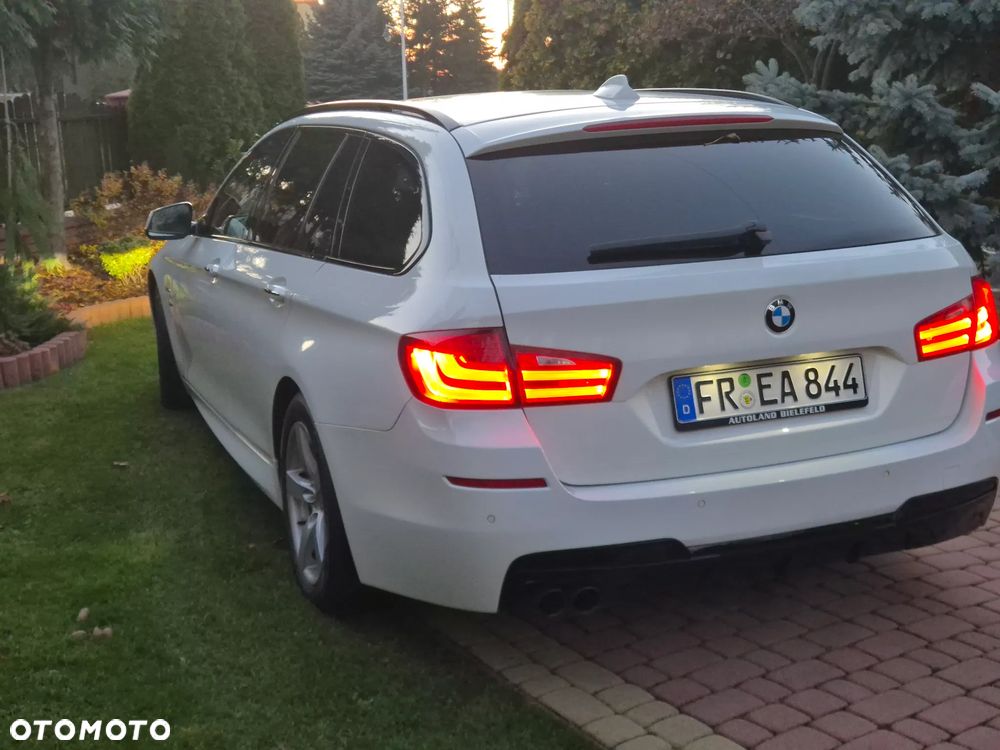 BMW Seria 5 525d xDrive - 7