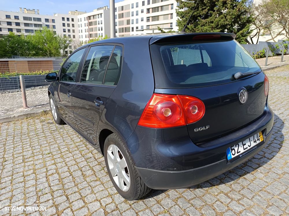 VW Golf 1.9 TDi Confortline DSG 7V - 12