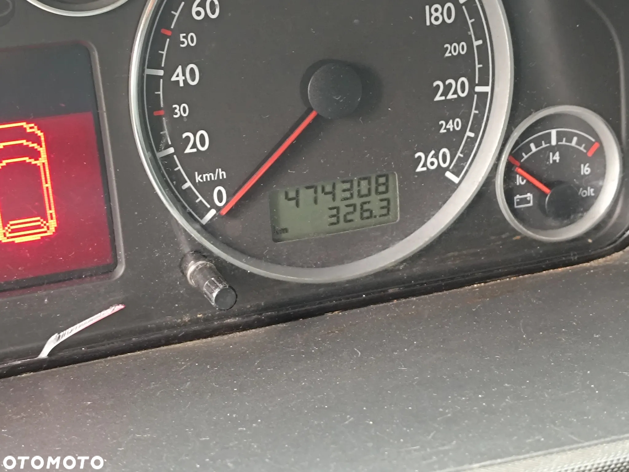 Volkswagen Sharan - 12