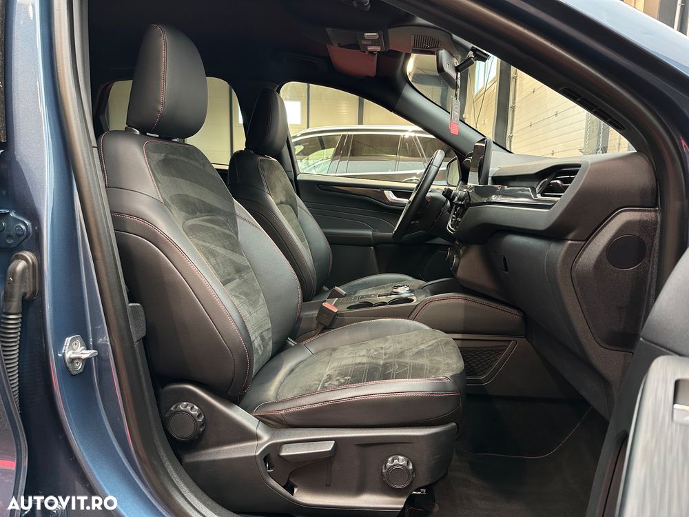 Ford Kuga 2.5 Duratec FHEV ST-LINE - 27
