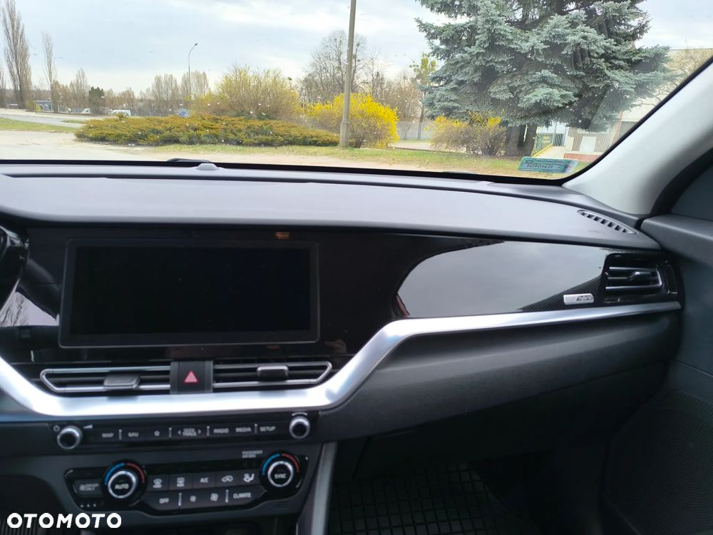 Kia Niro 1.6 GDI Hybrid L Business Line - 20