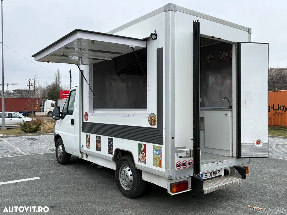 Alta Food truck full inox Gata de munca - 2