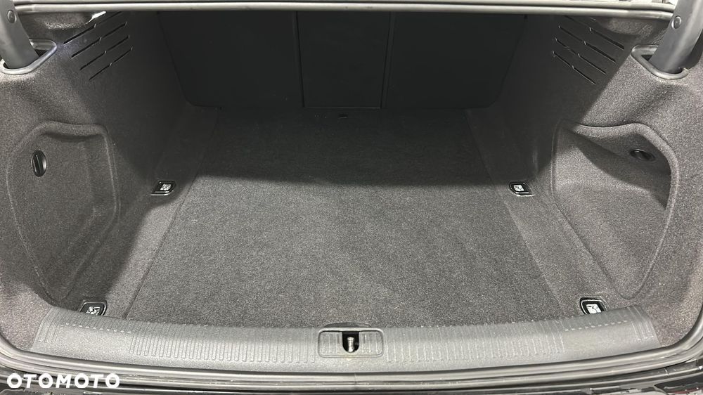 Audi A4 Limousine 35 TDI mHEV Advanced S tronic - 12