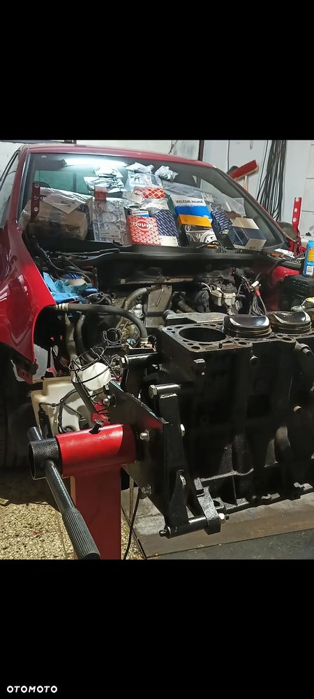 Volkswagen Golf 2.0 GTI Pirelli - 23