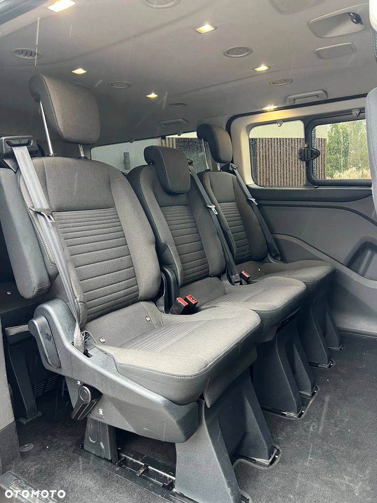 Ford Tourneo Custom 2.0 EcoBlue L2 Titanium - 10