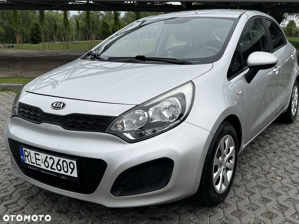 Kia Rio - 1