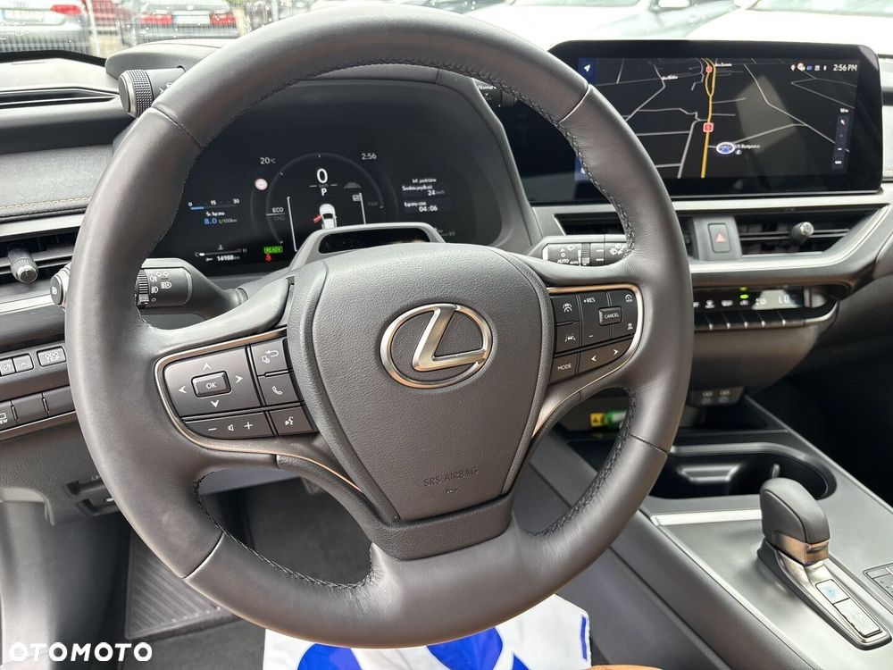 Lexus UX 300h Omotenashi - 17