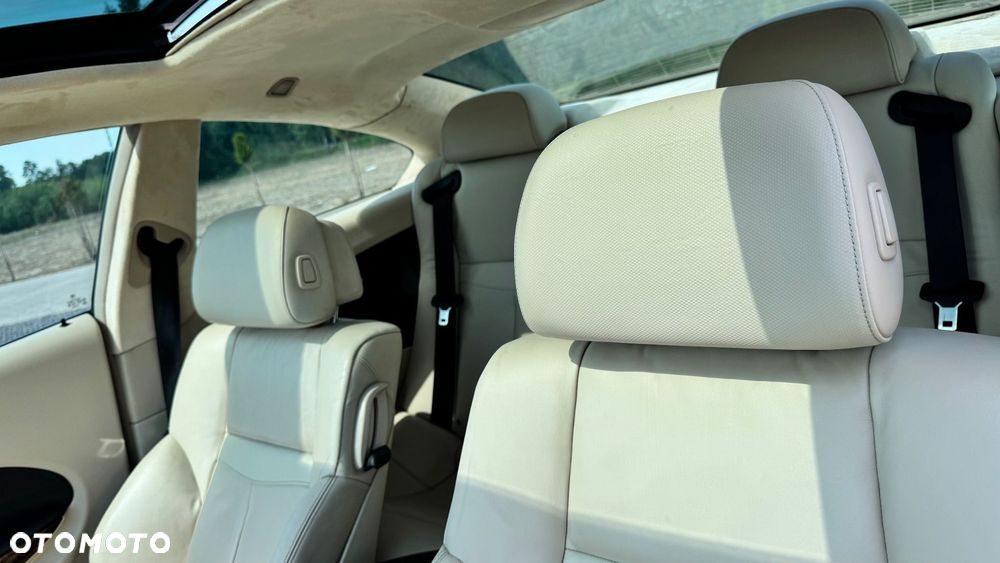 BMW Seria 6 650 i - 10
