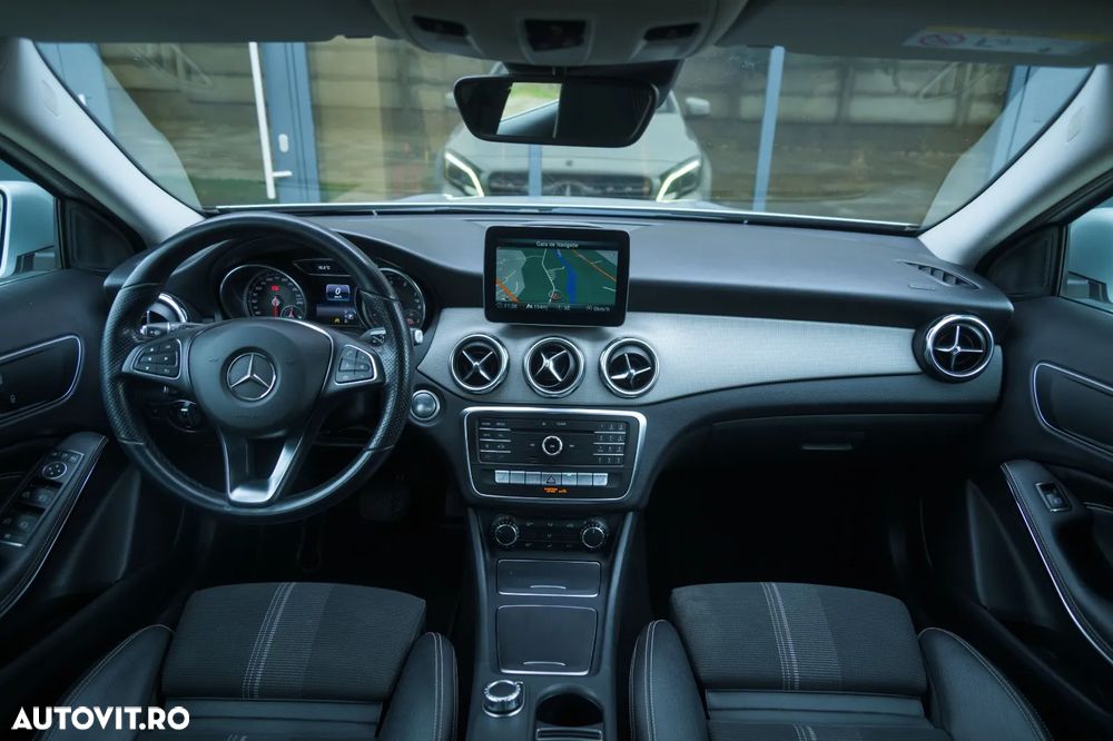 Mercedes-Benz GLA 200 7G-DCT SCORE! - 20