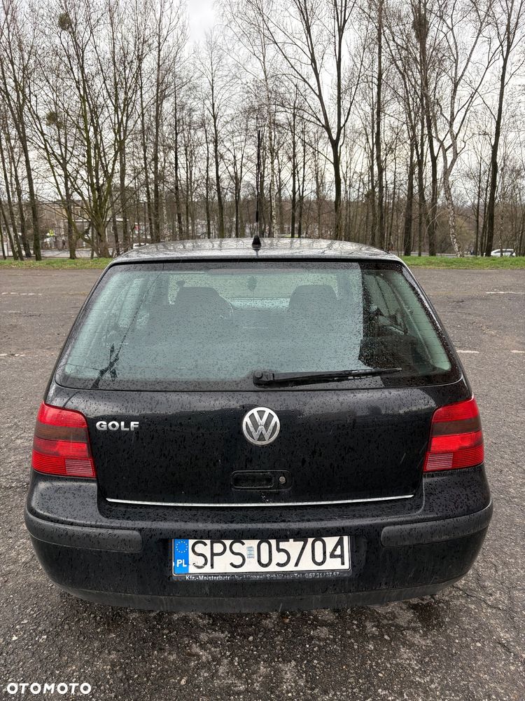 Volkswagen Golf 1.4 Basis - 2