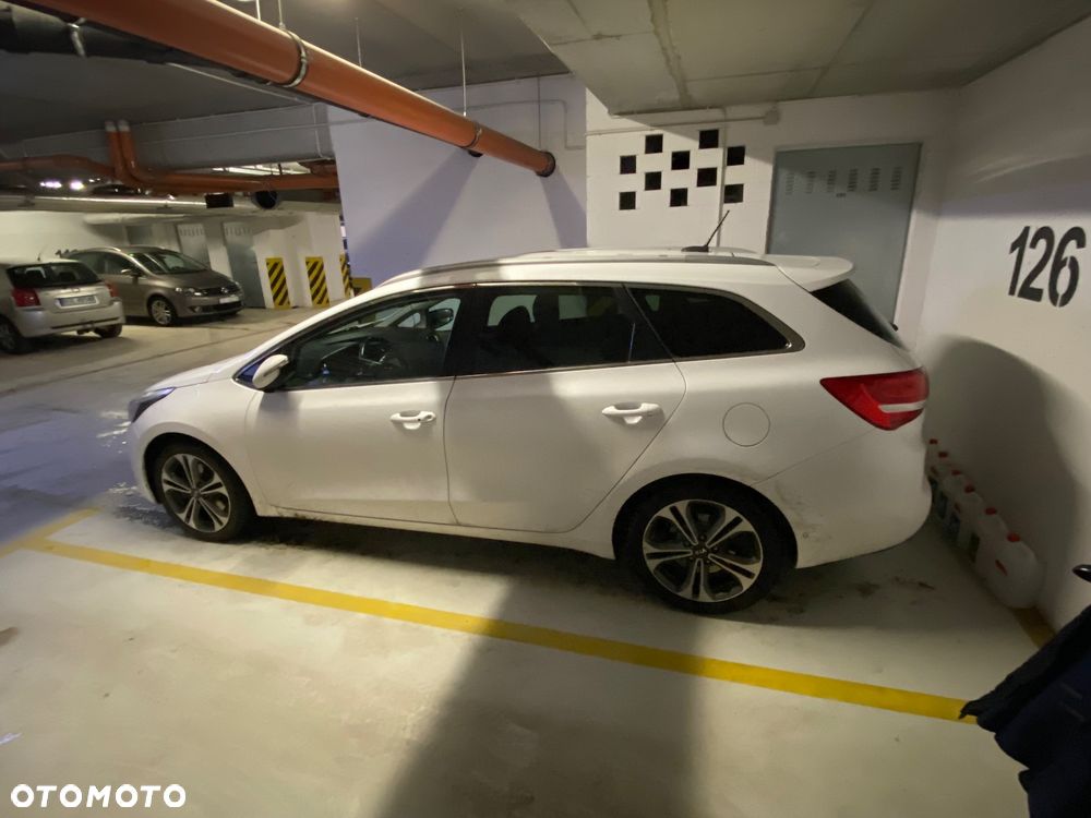 Kia Ceed 1.6 CRDi GT Line DCT - 4