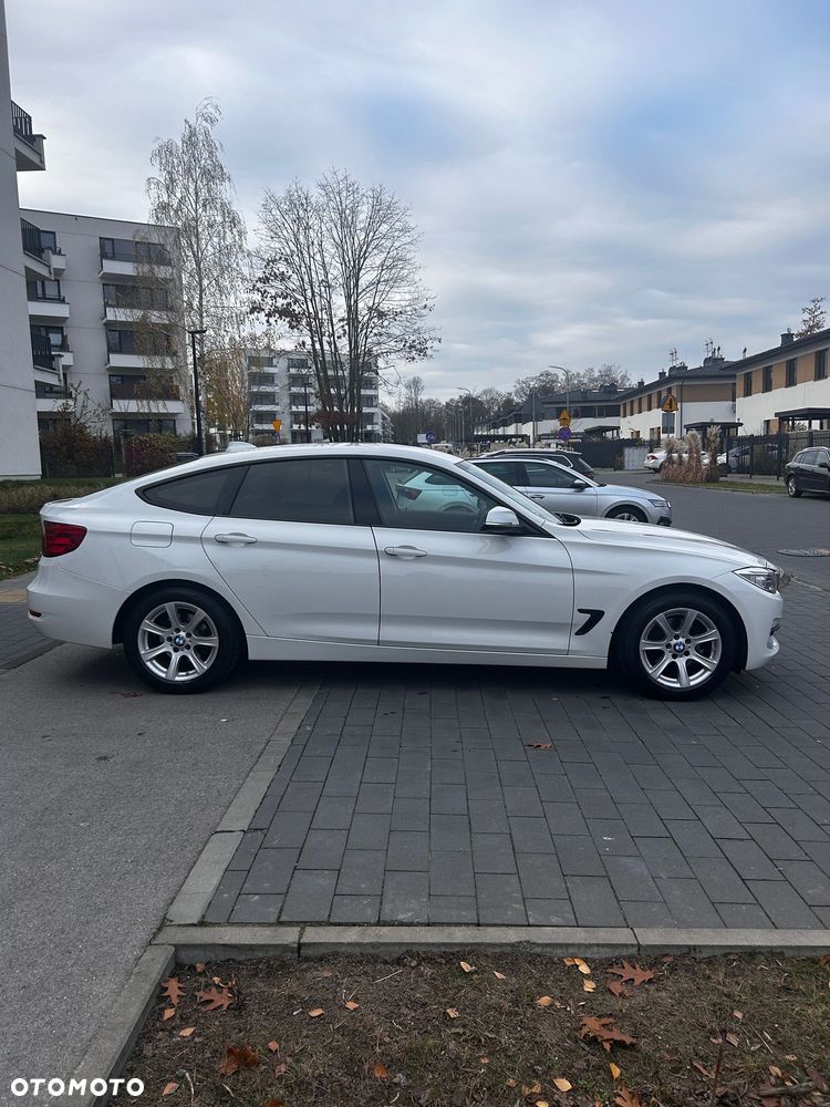 BMW Seria 3 - 12