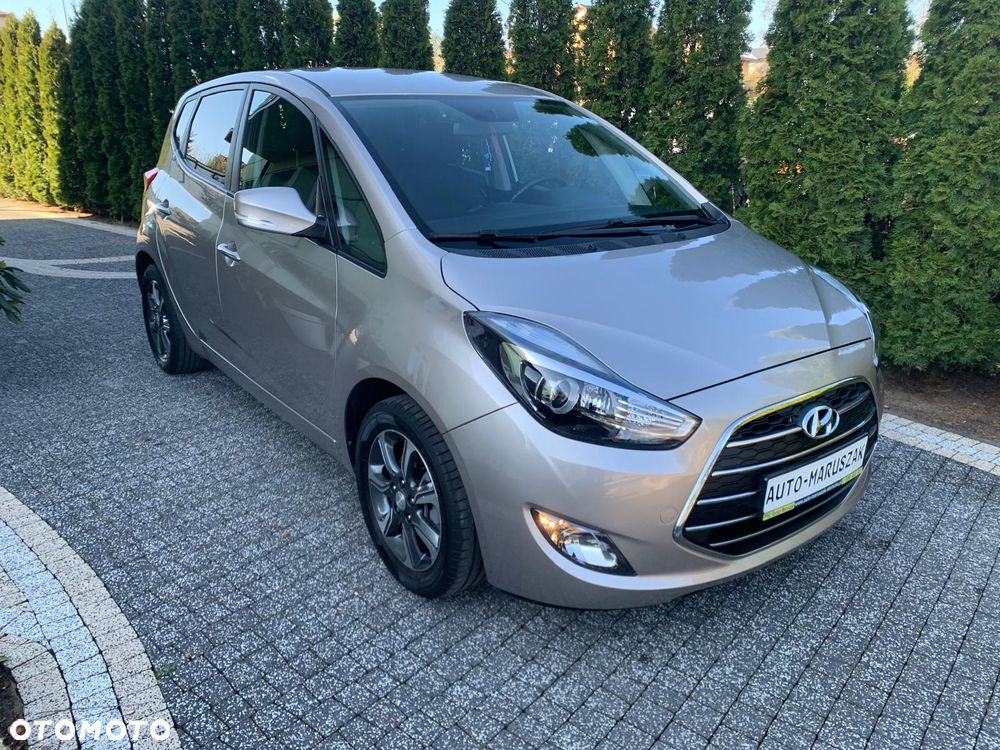 Hyundai ix20 1.6 Premium - 1