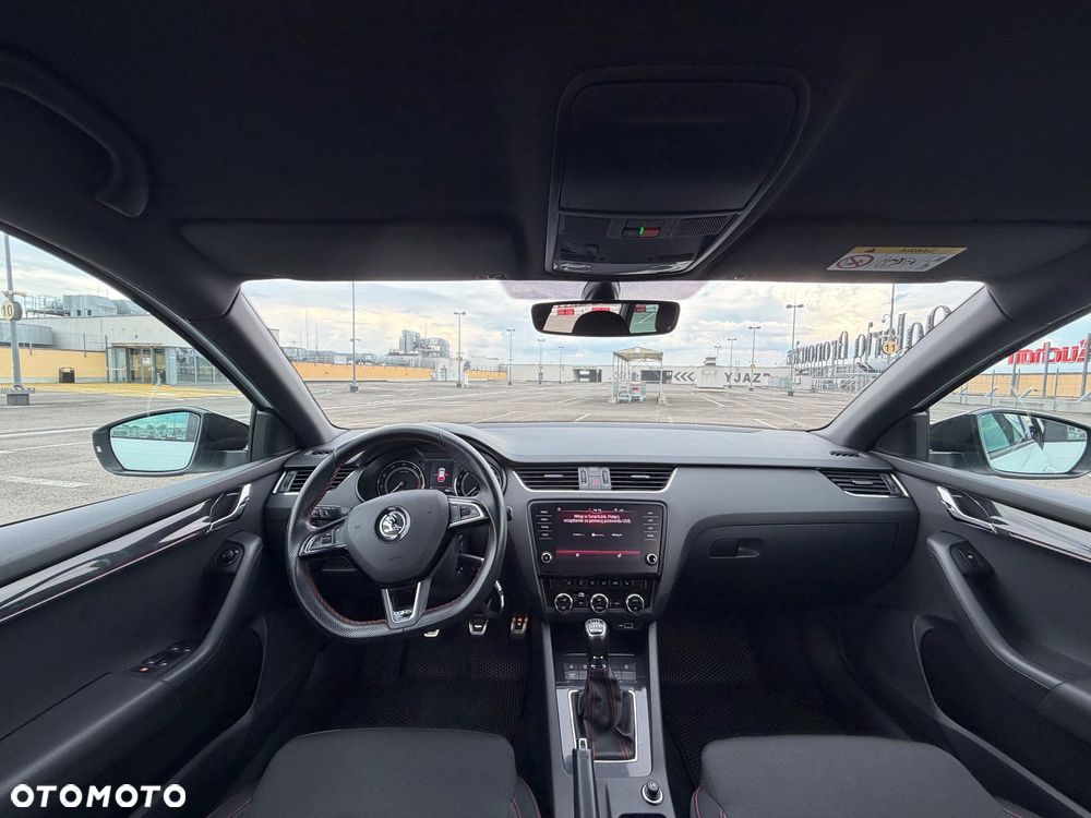 Skoda Octavia 2.0 TSI RS - 17