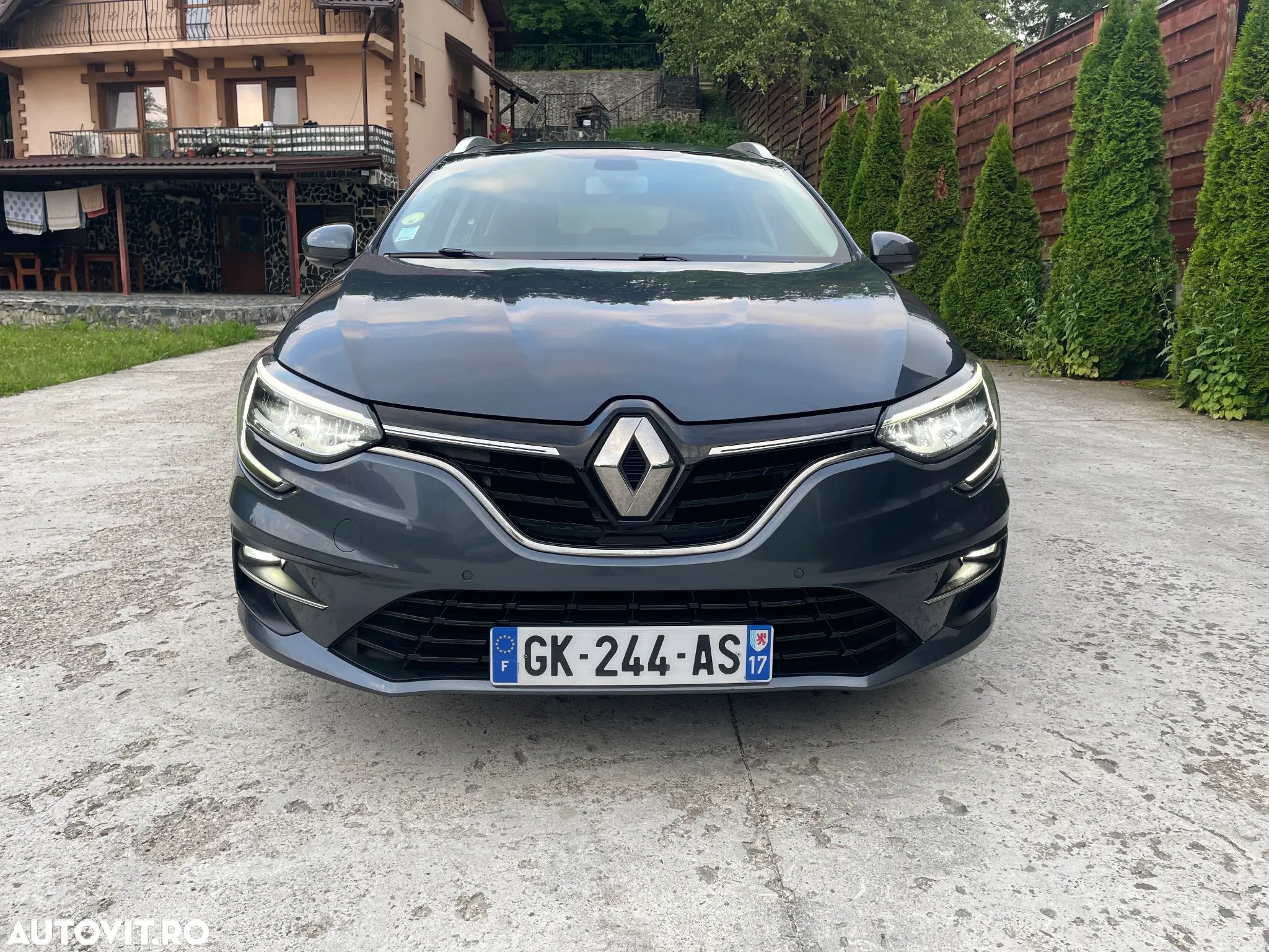 Renault Megane BLUE dCi 115 EDC INTENS - 1