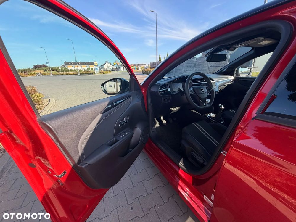 Opel Corsa 1.2 GS S&S - 12