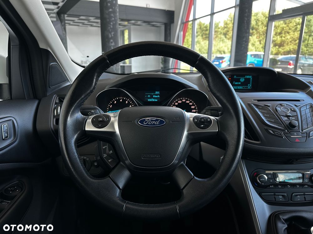 Ford Kuga - 26