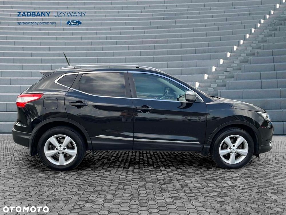 Nissan Qashqai 1.6 DIG-T Tekna - 4
