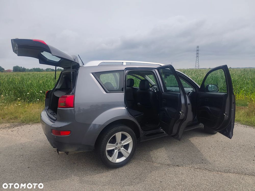 Peugeot 4007 2.2HDi Premium Euro5 - 6