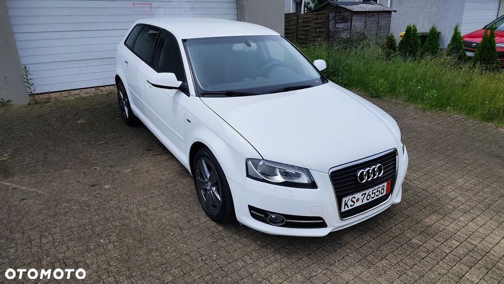 Audi A3 Sportback 2.0 TDI DPF S tronic S line Sportpaket (plus) - 38