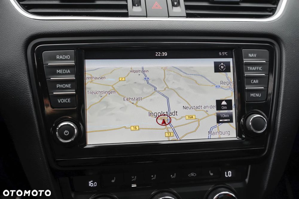 Skoda Octavia 2.0 TDI RS DSG - 27
