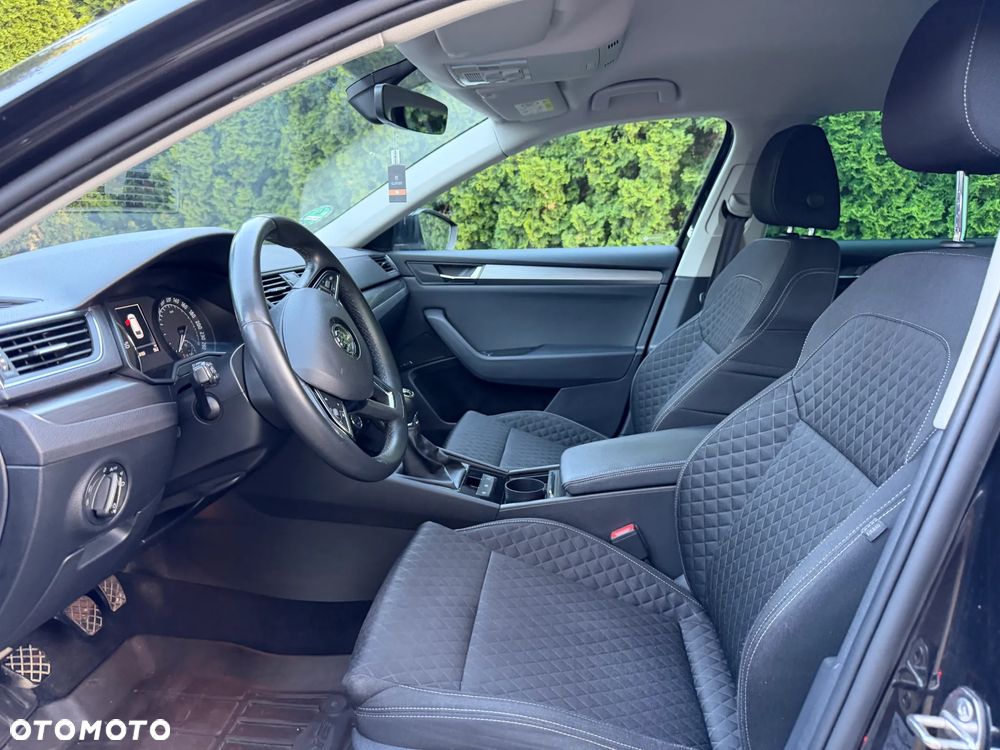 Skoda Superb 2.0 TDI Style - 6