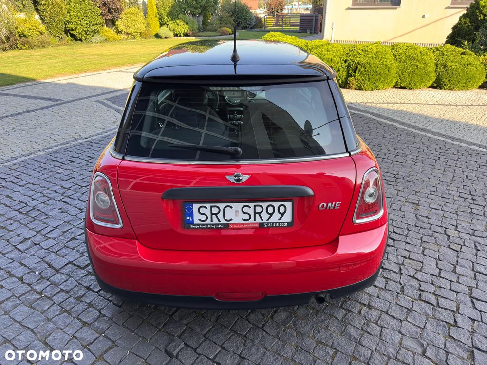MINI ONE - 8